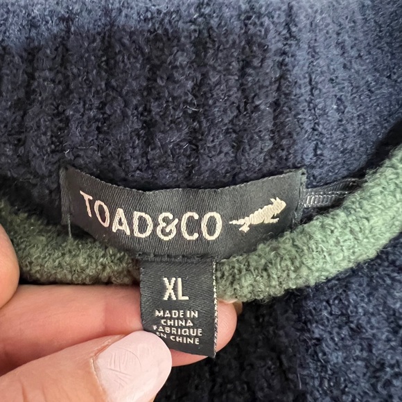 Toad & Co sweater size XL - Picture 2 of 5